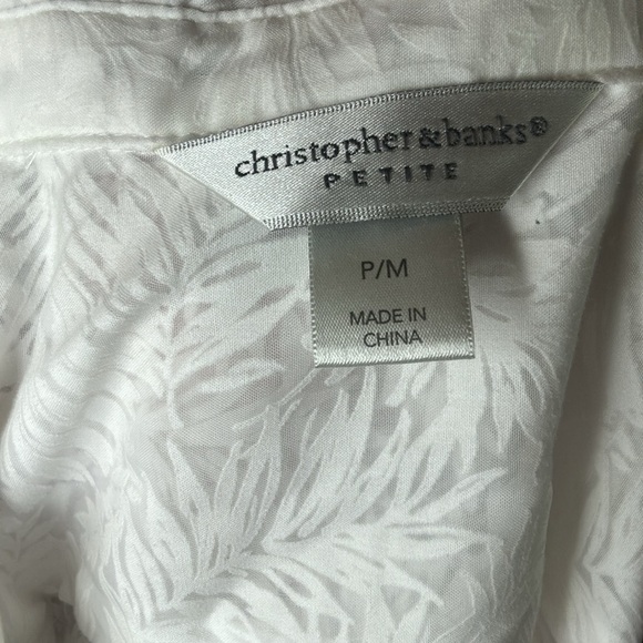 Christopher&banks white sheer button down 3/4 length sleeve with palm print P/M - Picture 3 of 4